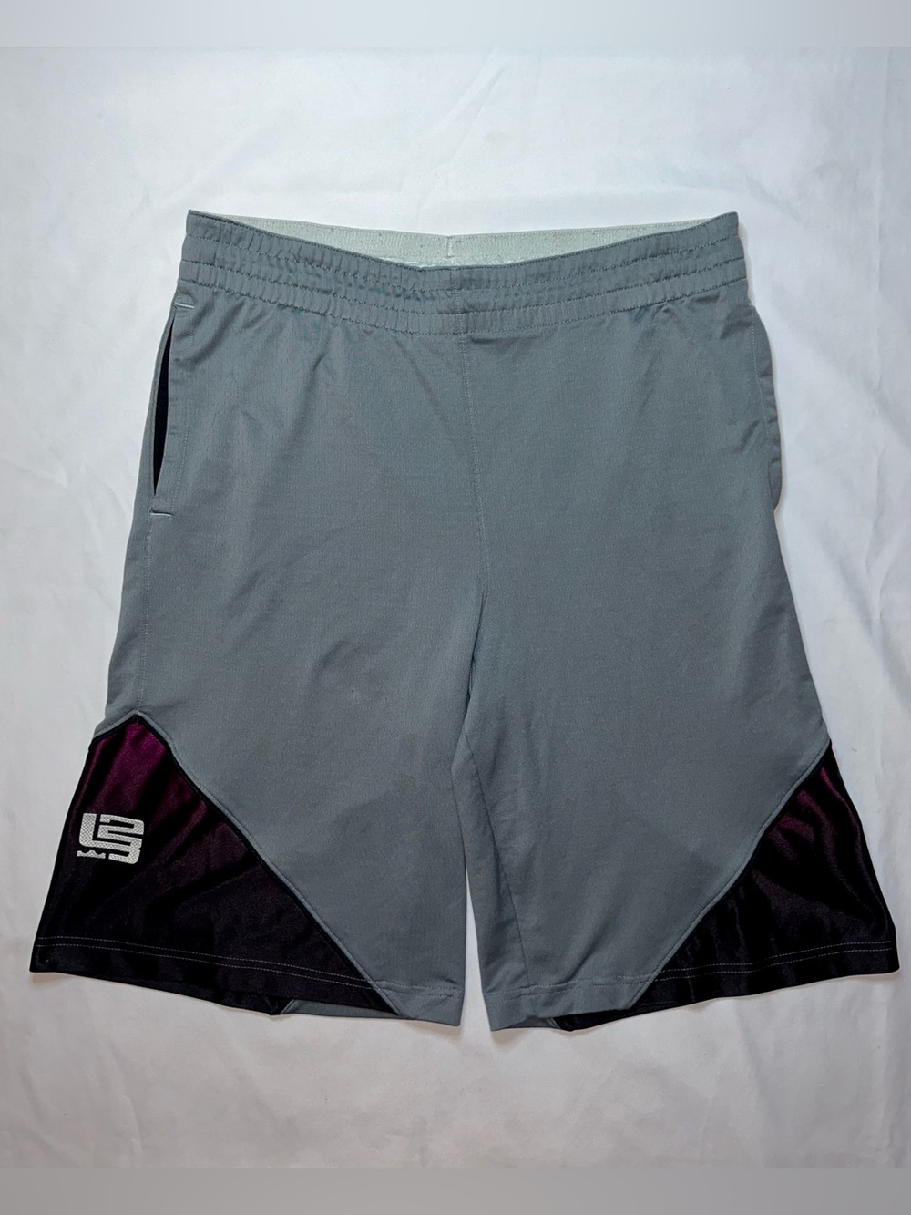 Nike LeBron James L23 Dri-FIT Basketball Shorts Gray Purple L